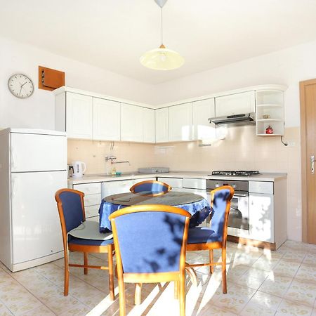 Apartments With A Parking Space Brela, Makarska - 18495 Quarto foto