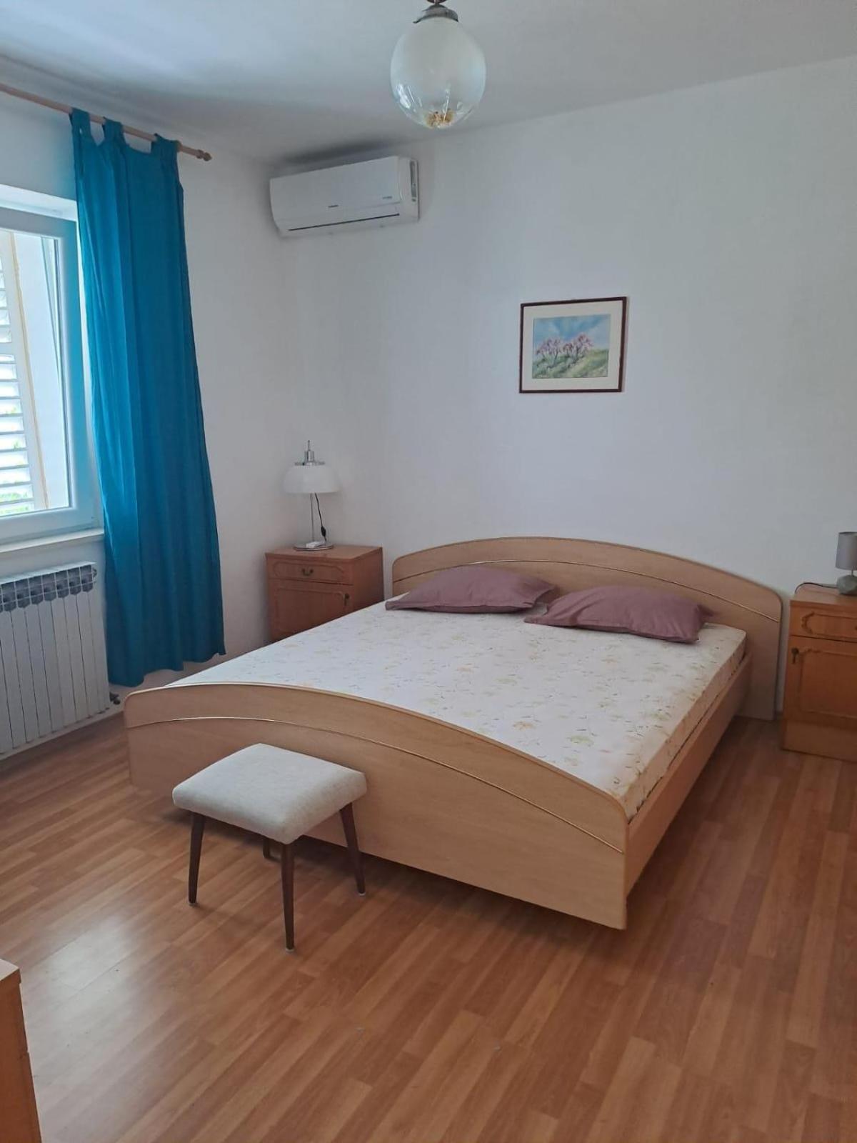Apartments With A Parking Space Brela, Makarska - 18495 Exterior foto